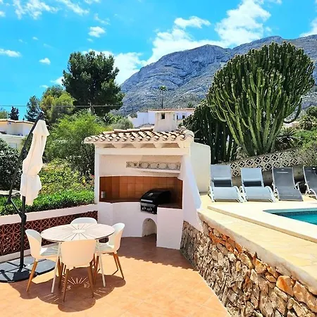 Fantastica Casa Con Piscina Privada * دينايا