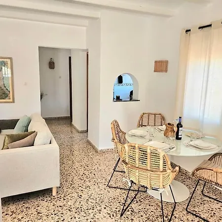 Fantastica Casa Con Piscina Privada دينايا